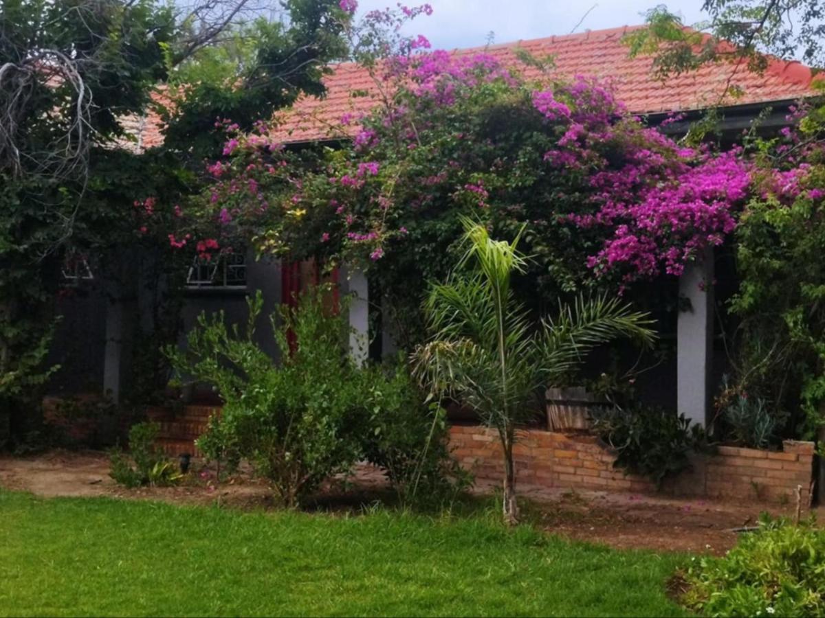 Royal Karoo Cottage Unit 1 Beaufort West Exterior foto